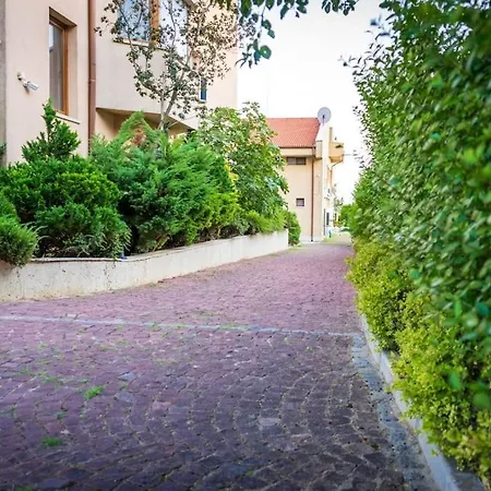דירה 3 Bedroom Seaview /ground Floor/