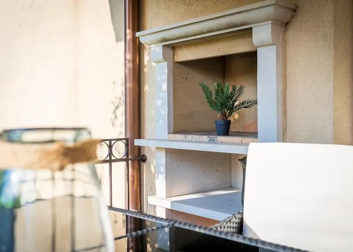 公寓 3 Bedroom Seaview /ground Floor/