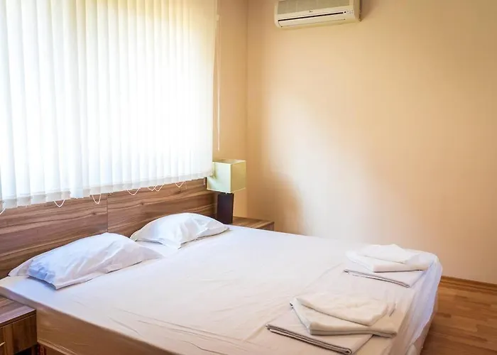 公寓 3 Bedroom Seaview /ground Floor/