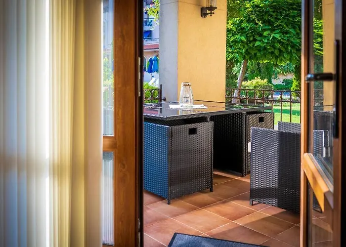 3 Bedroom Seaview /ground Floor/ 公寓 *