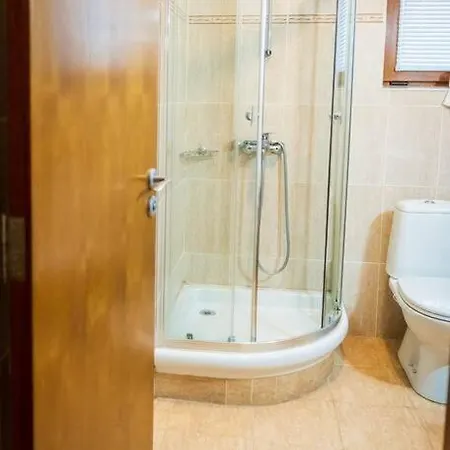 3 Bedroom Seaview /ground Floor/ * トポラ