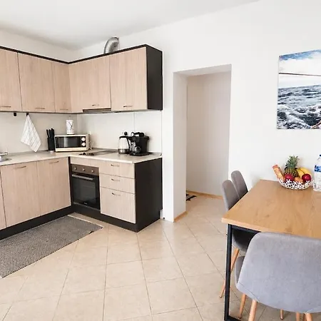 Apartamento Spacious 3BR Seaview apartment - 50m to Beach