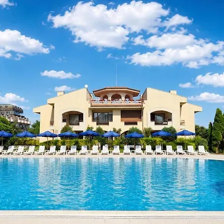 Spacious 3BR Seaview apartment - 50m to Beach * Topola